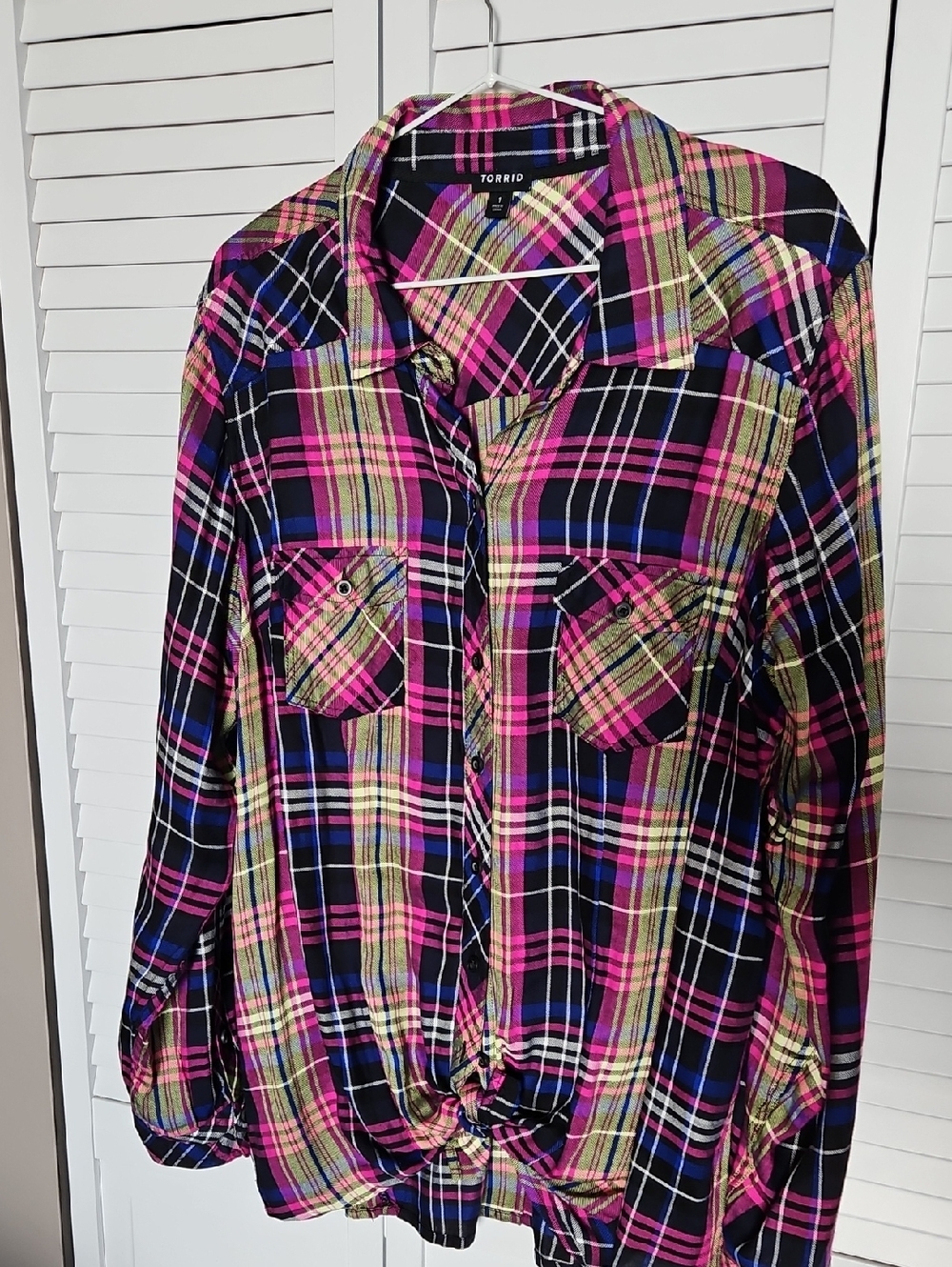 TORRID MULTI-COLORED PLAID BUTTON FRONT (New $66) Sz 1=1X